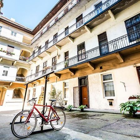 Amazon Apartment Near The Famous Party Boulevard Budapest Extérieur photo