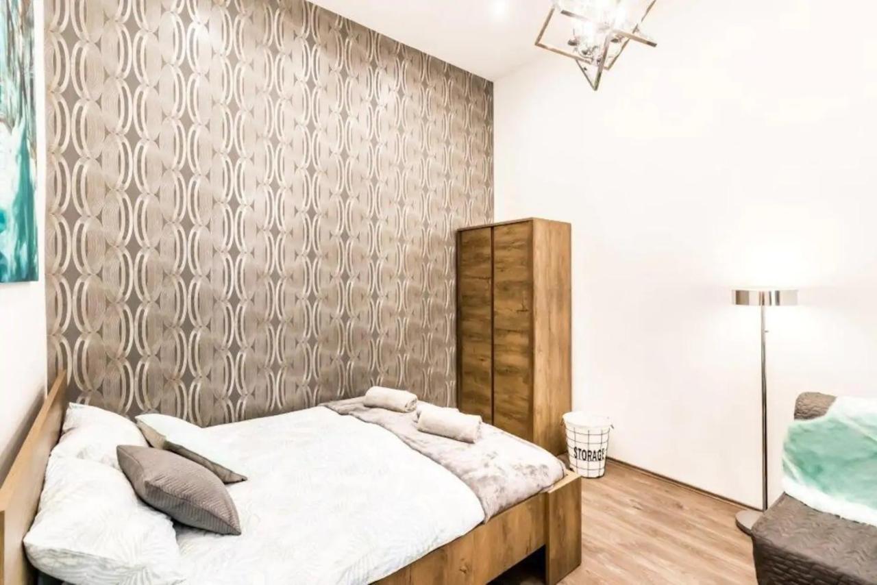 Amazon Apartment Near The Famous Party Boulevard Budapest Extérieur photo